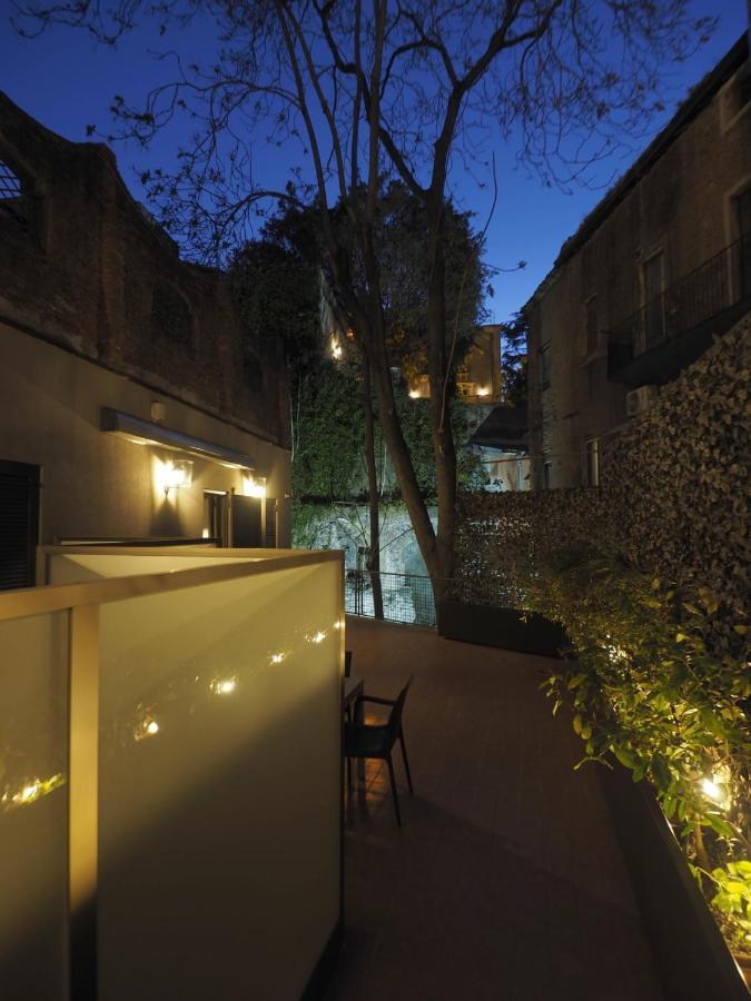 לינה וארוחת בוקר קטאניה Relais Anfitheatro מראה חיצוני תמונה