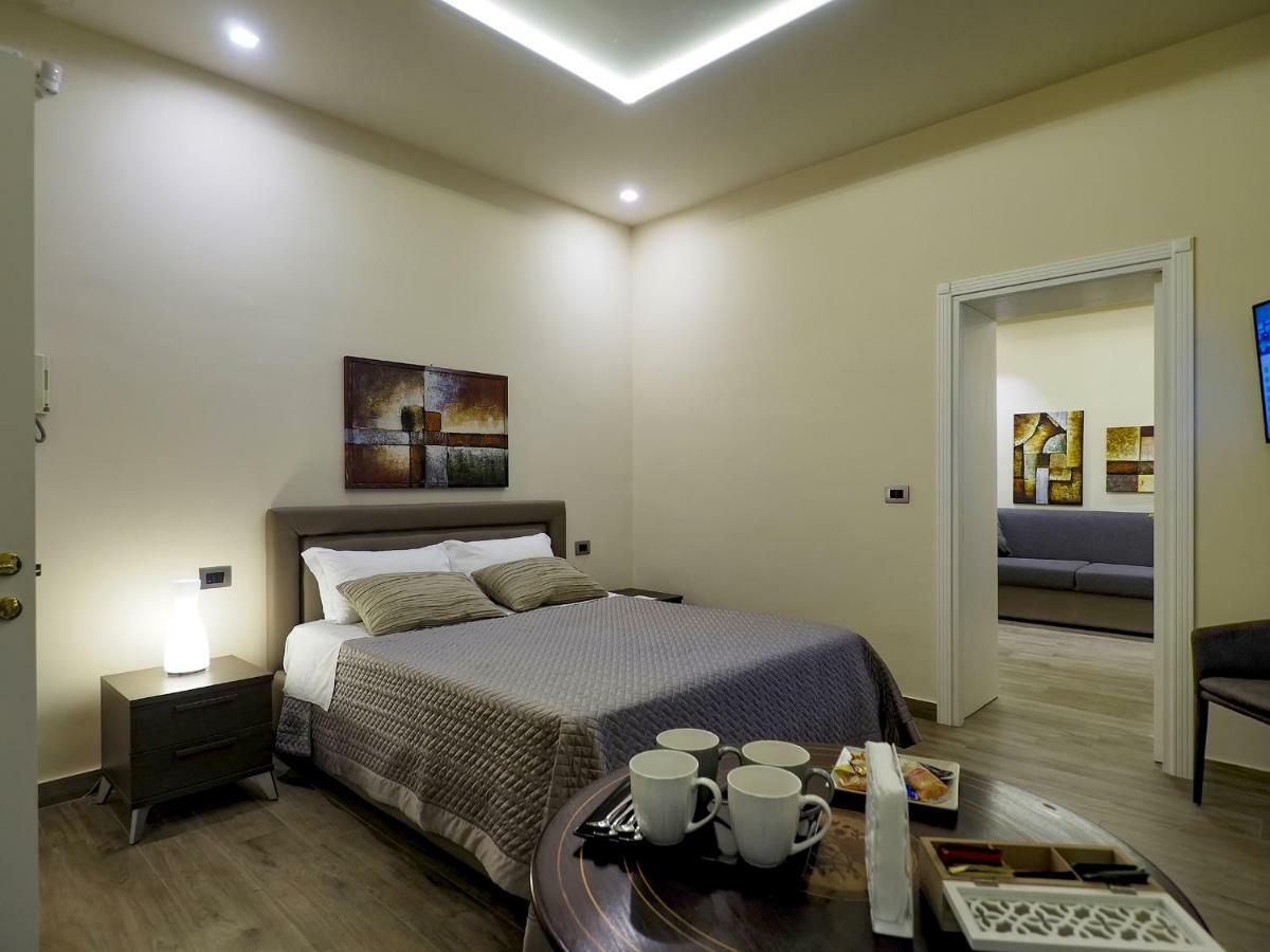 לינה וארוחת בוקר קטאניה Relais Anfitheatro מראה חיצוני תמונה